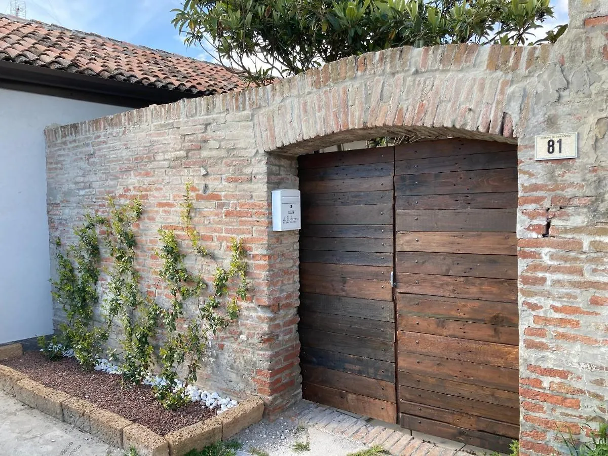 Al Ruderino Hotel Comacchio 0*,  Italy